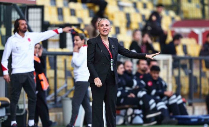 Necla Güngör Kıragası: "B Ligi’nde artık tecrübeliyiz, şimdi daha iyisini yapmak istiyoruz"