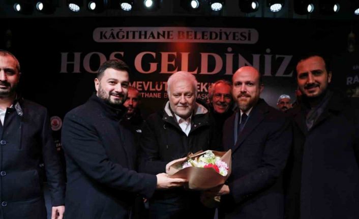 Nihat Hatipoğlu Kağıthane’de binlerce kişiye seslendi