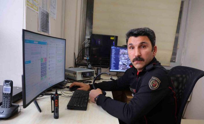 Oğlu depremde hayatını kaybetti, baba binden fazla canın kurtarılmasına öncülük etti