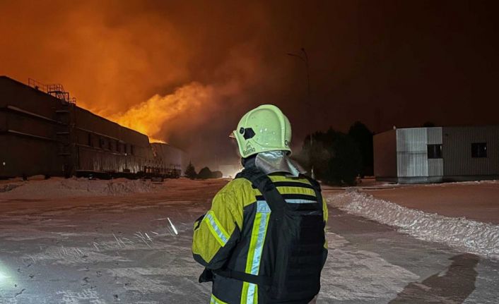 Rusya’dan Ukrayna’daki enerji tesislerine 400’den fazla İHA ve 40 füzeyle saldırı