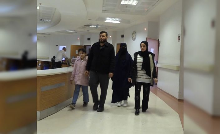 Şanlıurfa’da yatağa bağlı kardeşler tedavi sonrası yürümeye başladı