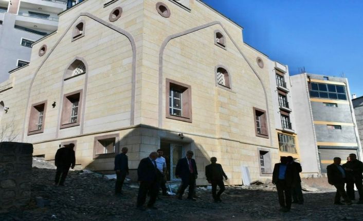 Şırnak’ta 70 konut, 2 cami ve sağlık merkezi yapımı devam ediyor