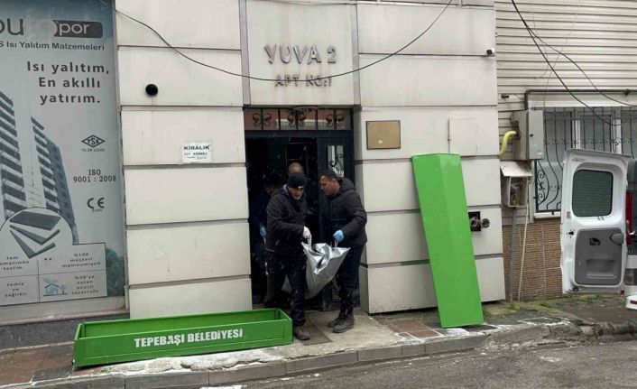 Şüpheli şekilde ölen kadının camdan atlayan kocası: "Sahurda balık yiyip ayran içmiştik ondan zehirlenmiş olabilir"