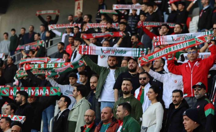 TFF 3. Lig: Karşıyaka: 3 - İzmir Çoruhlu FK: 1