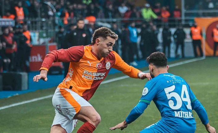 Trendyol Süper Lig: Çaykur Rizespor: 0 - Galatasaray: 1 (İlk yarı)