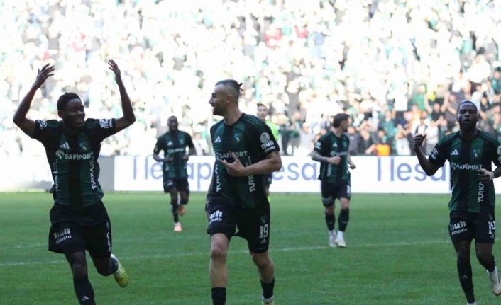 Trendyol Süper Lig: Kocaelispor: 3 - Gaziantep FK: 0 (Maç sonucu)