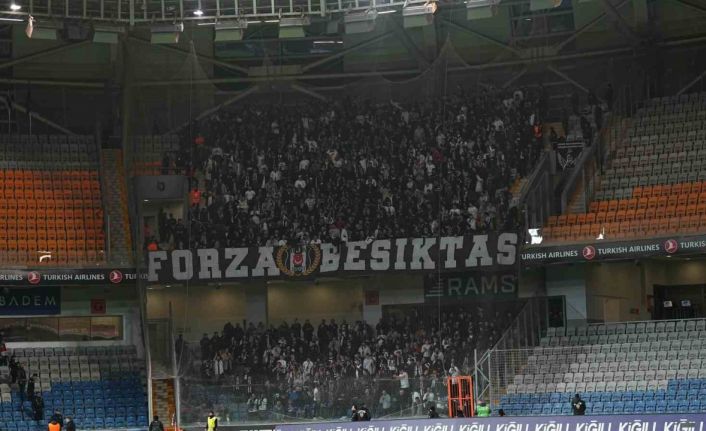 Trendyol Süper Lig: RAMS Başakşehir: 0 - Beşiktaş: 0 (Maç devam ediyor)
