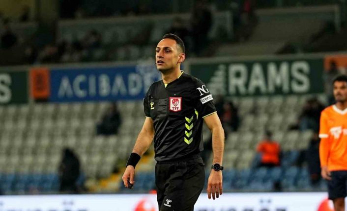 Trendyol Süper Lig: RAMS Başakşehir: 0 - Konyaspor: 0 (İlk yarı)