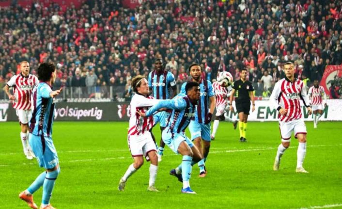 Trendyol Süper Lig: Samsunspor: 0 - Trabzonspor: 3 (Maç sonucu)