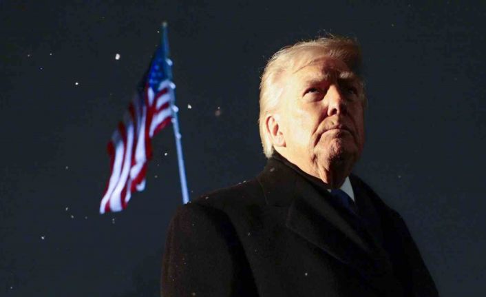 Trump, İran’la müzakerelerin başarısız olması durumunda Orta Doğu’ya ikinci uçak gemisini gönderecek