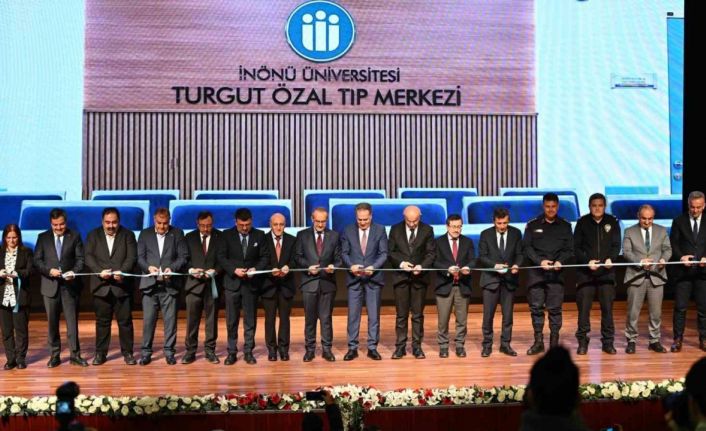 Turgut Özal Tıp Merkezi’nin yenilenen Acil Servisi hizmete açıldı