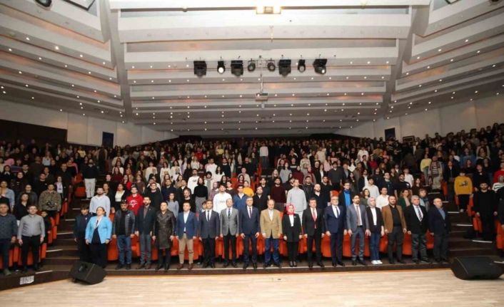 Türkiye’nin ilk astronotu Alper Gezeravcı: "Ay’a gitmek üzere ikinci görevin eşiğine gelmiştik, Mart ayına ötelendi şu anda"