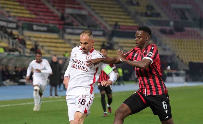 UEFA Konferans Ligi: KF Shkendija: 0 - Samsunspor: 0 (İlk yarı)
