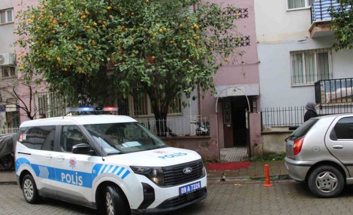 Yakınları haber alamadı, yatağında ölü bulundu