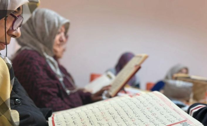 Yeşilyurt Kent Konseyi’nde Kur’an-ı Kerim eğitimi ve mukabele programı başladı