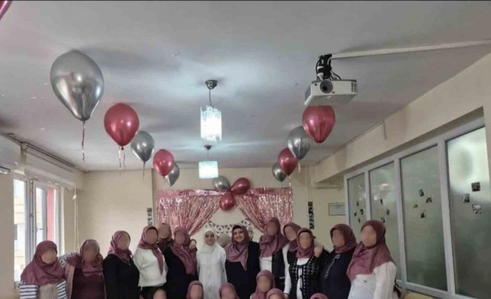 71 Evler Merkez Cami Kur’an Kursunda Hafızlık İcazet Merasimi yapıldı