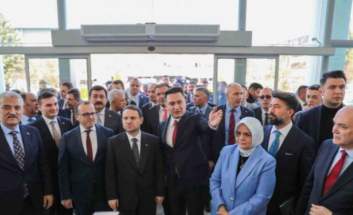 Adalet Bakanı Gürlek: "12. Yargı Paketimizle ilgili meslektaşlarla sürekli istişare halindeyiz"