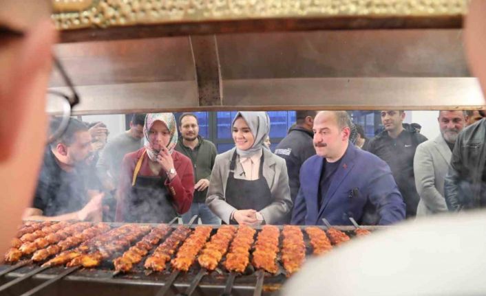 Aile ve Sosyal Hizmetler Bakanı Göktaş: "Her daim çocuklarımızın yanında olmaya devam edeceğiz"