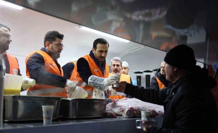 AK Parti İstanbul’dan her gün on binlerce kişiye çorba ikramı