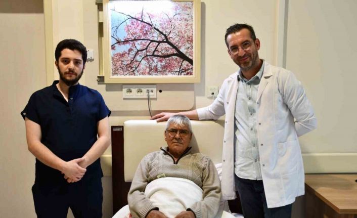 Alanya’da ULAR ameliyatıyla zorlu tümörde bağırsak devamlılığı korundu