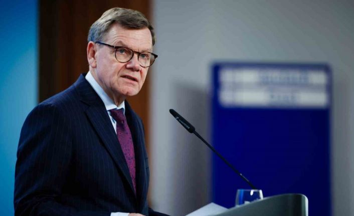 Almanya Dışişleri Bakanı Wadephul: "İran’da kontrollü bir rejim değişikliği gerçekçi olmayan bir fikirdir"