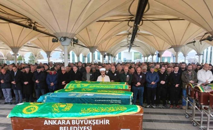 Ankara’da gaz sızıntısından vefat eden baba ile kızı son yolcuğuna uğurlandı