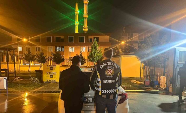 Arnavutköy’de trafikte kavga eden sürücüler, 602 bin TL ceza kesilerek tutuklandı