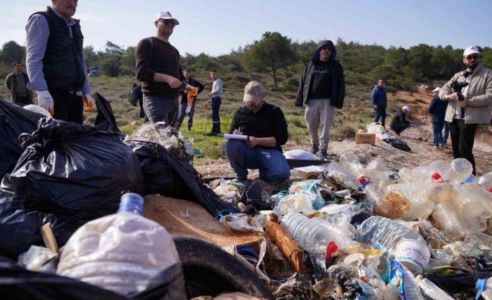 Avrupa Çevre Ajansı Deniz Çöpleri İzleme Programı kapsamında Ayvalık’ta temizlik seferberliği