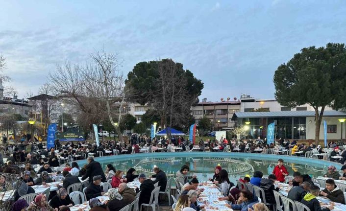 Aydın Büyükşehir Belediyesi Ramazan’ın bereketini kentin dört bir yanına taşımayı sürdürüyor