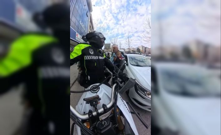 Bahçelievler’de motorize zabıta ekibi yaralı 3 aylık bebek için seferber oldu