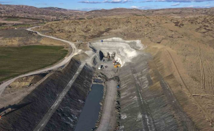 Bakan Uraloğlu: "Delice-Çorum Hızlı Tren Hattı’nda fiziki ilerleme yüzde 25’e yaklaştı"