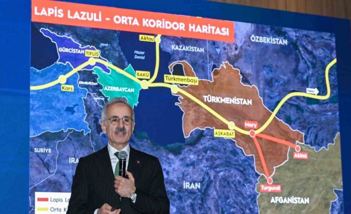 Bakan Uraloğlu: "Gerek otoyollarda gerekse de bir kısım yollarda artık ağır bakımlar da yapmaya başladık"