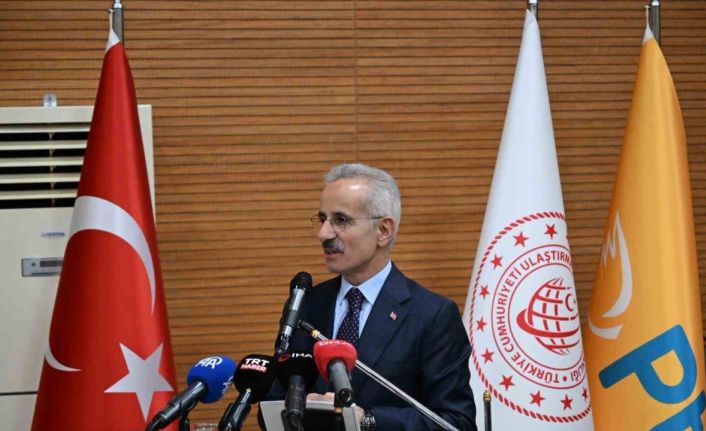 Bakan Uraloğlu: "Günlük kargo kabulü 1 milyon adedi aşarak tarihi bir seviyeye ulaştı"