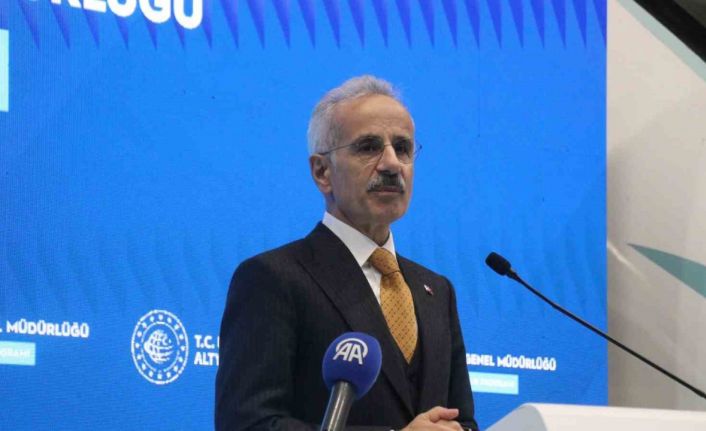 Bakan Uraloğlu: "İran, ABD ve İsrail savaşı masum sivillerin hayatını tehdit ediyor"