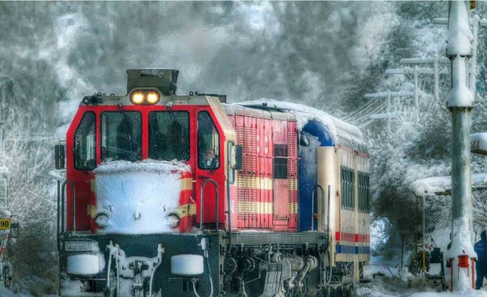 Bakan Uraloğlu: "Turistik Doğu Ekspresi, 10 bin 166 yolcumuza hizmet verdi"