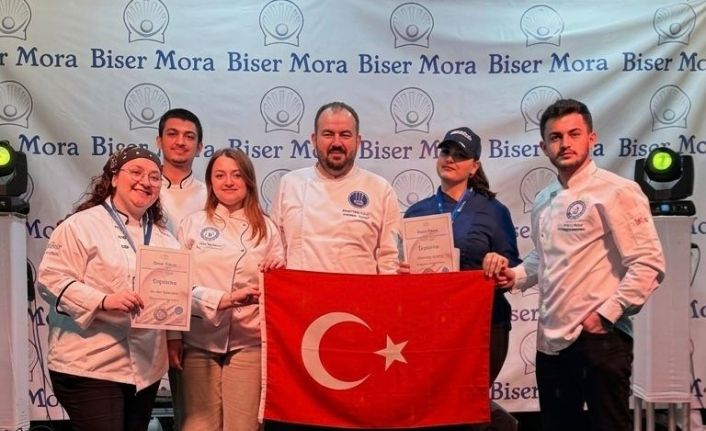 Balık ve dana yemeği kategorilerinde altın madalya kazandılar