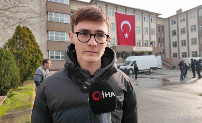 Bıçaklı saldırıda görgü tanığı dehşet anlarını anlattı: "Hoca koridora çıkınca yanında durduk ama elimizden bir şey gelmedi"