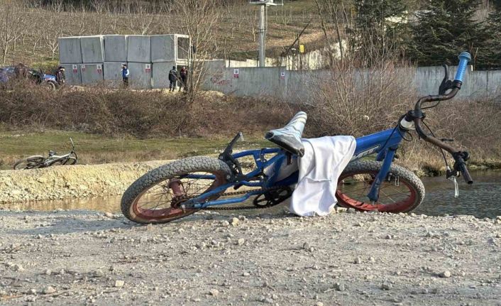 Bolu’da girilmesi yasak olan gölette 13 yaşındaki çocuk boğulma tehlikesi geçirdi