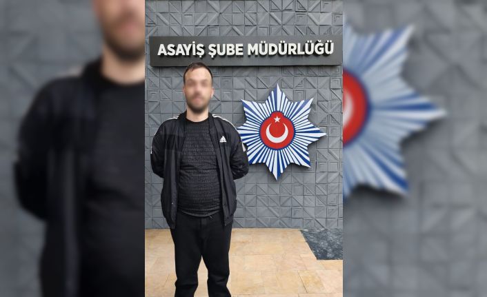 Bursa’da aranan şahıslara operasyonda 8 kişi yakalandı: "Polis, bayram seyran dinlemiyor"