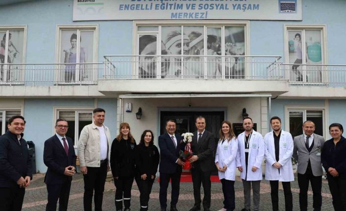 Büyükçekmece Belediye Başkan Vekili Çebi, sağlık çalışanlarının Tıp Bayramı’nı kutladı