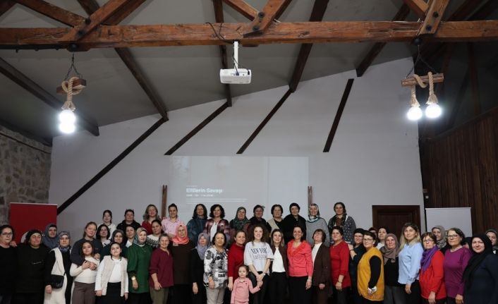 Çivril Belediyesi, 8 Mart Dünya Kadınlar Günü’nde kadın dayanışmasını büyüten anlamlı bir etkinliğe imza attı