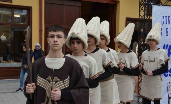 Çorum’da Puduhepa anısına görsel eserler sanatseverlerin beğenisine sunuldu