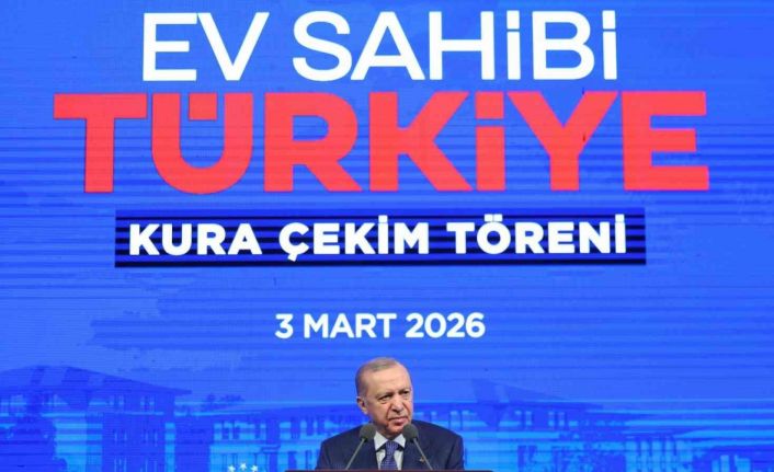 Cumhurbaşkanı Erdoğan: "Elleri öpülesi öğretmenlerimize yönelik şiddetin hiçbir gerekçesi hiçbir mazereti olamaz"