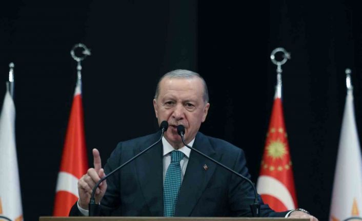 Cumhurbaşkanı Erdoğan: "Kardeş halklar arasında husumeti büyütecek siyonizmin bölgemizi hedef alan böl-parçala-yönet planlarına destek verecek eylemi ve tartışmayı reddediyoruz."