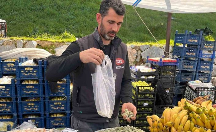 Datça Bademi, Yatağan’daki pazar tezgahlarında yerini aldı