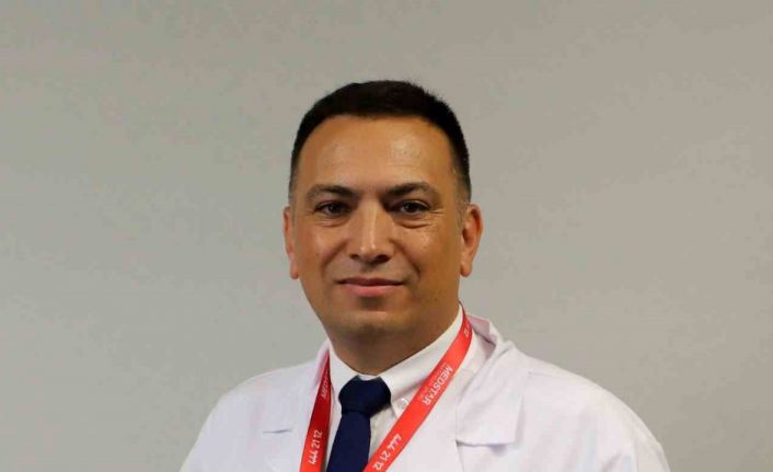 Doç. Dr. Murat Köken: "Omuz ağrısı sessizce ilerleyerek günlük hayatı zorlaştırabilir"