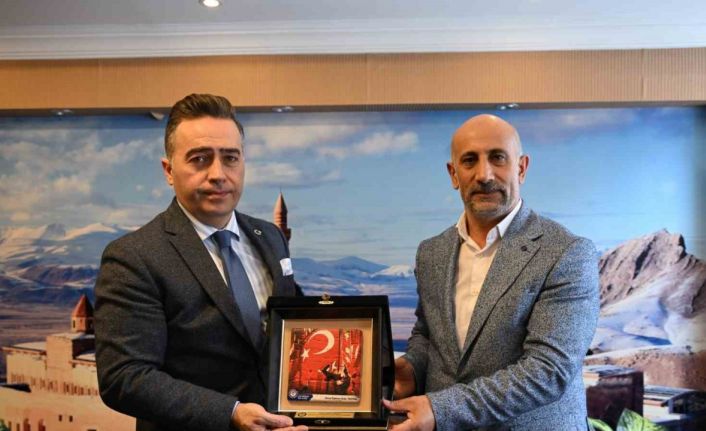 Eğitim-Bir-Sen Ağrı Şubesi, okullardaki güvenlik tedbirleri için Önder’e teşekkür etti