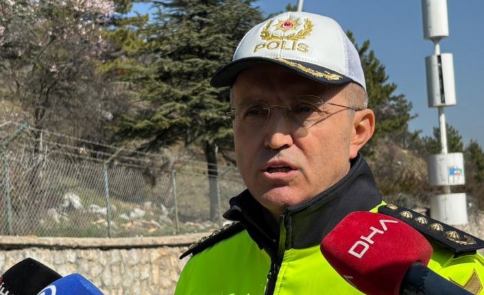 EGM Trafik Daire Başkanı Mutlu’dan standart ve ‘APP’ plaka arasındaki farklarla ilgili açıklama