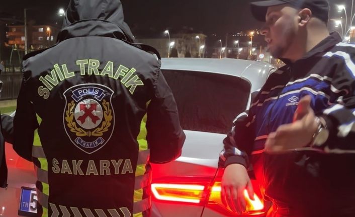 Ehliyetsiz yakalandı, 200 bin lira ceza yedi: "Benim aracım o kadar etmiyor" diyerek sitem etti