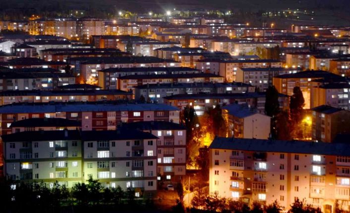 Erzurum’da bir yılda 7 bin 930 yapı ve 2 bin 381 yapı kullanma ruhsatı verildi